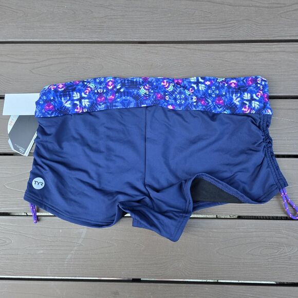 TYR Durafast Womens  Purple Santa Cruz 2 N 1 Tank & Della Boyshorts Sz L New - Picture 6 of 6